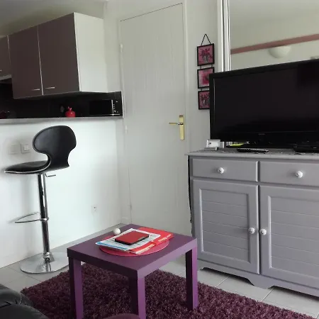 아파트 Location D Armelle - 몰리엣젯마